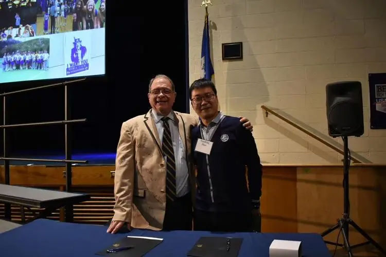 Signing cooperation